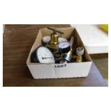 INDUSTRIAL WELDING / GAS REGULATORS