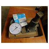 VINTAGE WGTC PRESSURE GAUGE