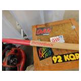 RAZORBACK TOOL HANDLE & WOODEN STORAGE BIN
