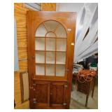 BEAUTIFUL SOLID WOOD CORNER HUTCH
