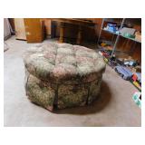 FLORAL PRINT OTTOMAN