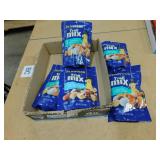 SNACK LOT *PLANTERS TRAIL MIX *FRUIT & NUT