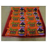 CANDY LOT *REESE'S CHOCOLATE LAVA BIG CUPS