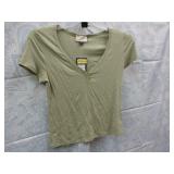 New Women's Universal Thread Sz M Top