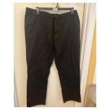 New George menï¿½s chino pants size XL(40-42)