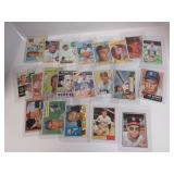 LOT OF 21 VINTAGE BASEBALL CARDS