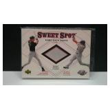 2001 UD SWEET SPOT RANDY JOHNSON / GIAMI RELIC