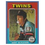 Nice 1975 Topps #30 Bert Blyleven Minnesota Twins