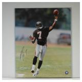 MICHAEL VICK SIGNED 16X20 PHOTO FALCONS