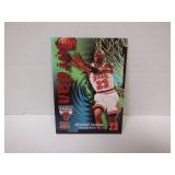 1997 SKYBOX #23 MICHAEL JORDAN