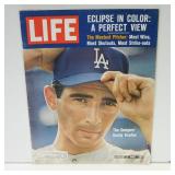 VINTAGE SANDY KOUFAX LIFE MAGAZINE AUGUST 2ND 1963
