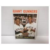 1964 TOPPS GIANT GUNNERS #306. WILLIE MAYS
