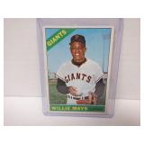 1966 TOPPS WILLIE MAYS #1