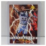1996-97 SKYBOX SHAQUILLE O'NEAL ELECTRIFIED