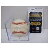 RYNE SANDBERG SIGNED AUTO BASEBALL. JSA COA