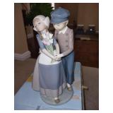 Vintage Lladro Figurine 5124 Dutch Couple with