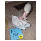 Vintage Lladro Figurine 1357 Seated Ballerina, no