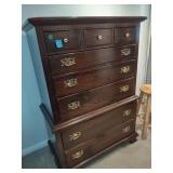 Dresser  (Buyer responsible for removal, bring