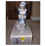 Vintage Lladro Figurine 6019 Friday