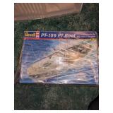 Vtg Revell PT-109 PT Boat Model