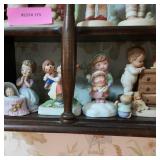 Collectibles, 1 shelf