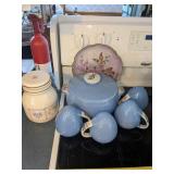 Vtg Halls Superior Quality Rose Parade