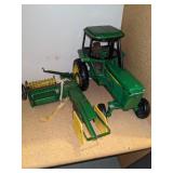 Vtg John Deere Die Cast Tractor and Forage