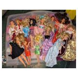 Vtg Barbie and Friends
