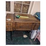 Vtg Sewing Table