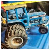 Ford TW-15 Collectible Tractor
