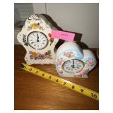 2 Mantle Clocks, untested