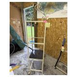 Shelf, needs repair