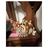 Figurines