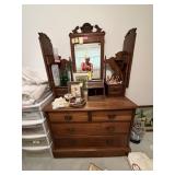 Vtg Tri Mirrored Vanity