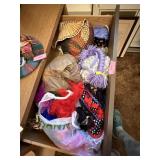 2 Drawers of Decor and Misc