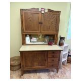 Hoosier Cabinet, bidder responsible for removal