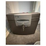 Extra Heavy Duty Sentry Safe with 2 Keys