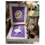 Frame Lot