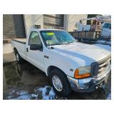 2000 Ford F-250 XL Super Duty Regular Cab Pick-Up Truck
