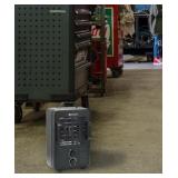 Utilitech 1500-Watt Utility  Indoor  Heater R$40