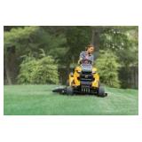 R$2999 Cub Cadet Gas Riding Lawn Tractor
