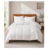 #12 UNIKOME Lightweight White Goose Comforter