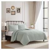#15  Laura Ashley  3-Piece Quilt Set