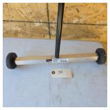 Magnetic mini sweeper with wheels