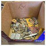 Air attachments, tire pressure gauges, misc