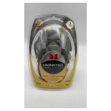 NIB Monster Home Theater HDMI Video/Audio 4ft