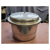 Mirro 16qt. pressure cooker.  Missing one