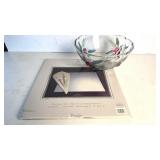 Tripartite Decorative Table Mirror & 10 1/2ï¿½ Bowl