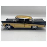 1958 Ford Fairlane 500 Town Victoria 1:32