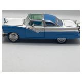 1956 FORDFAIRIANE 1:32